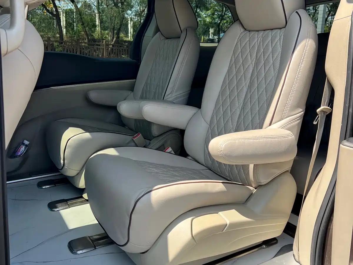 Buick GL8 2018 28T Luxury Model China VI фото 8