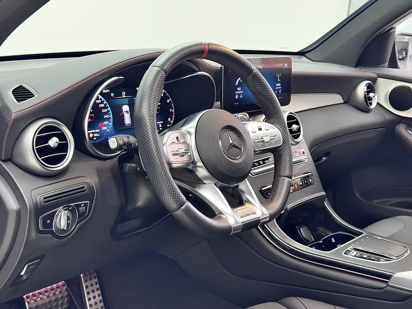 MERCEDES-BENZ GLC AMG