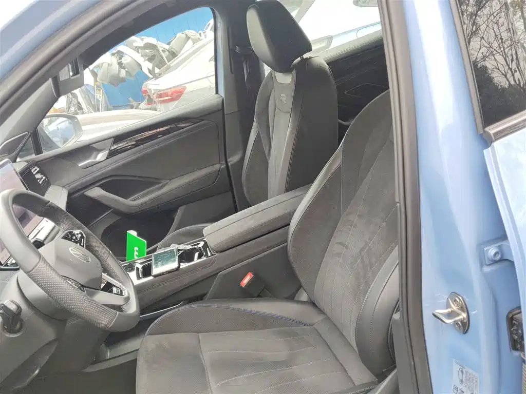 Volkswagen Tiguan L 2024 PRO 380TSI 4WD R-Line Premium Edition фото 15