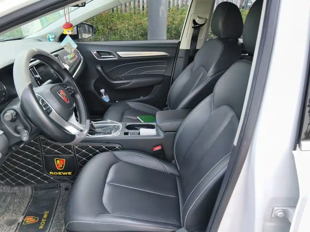 Фото 8 - Roewe i6