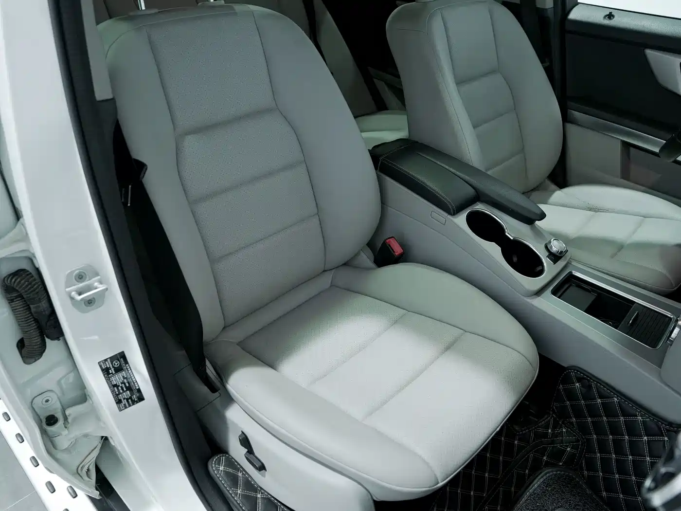 Mercedes-Benz GLK-Class 2013 Facelift GLK 300 4MATIC Fashion фото 12