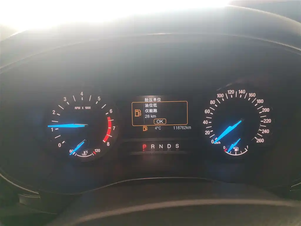 FORD MONDEO