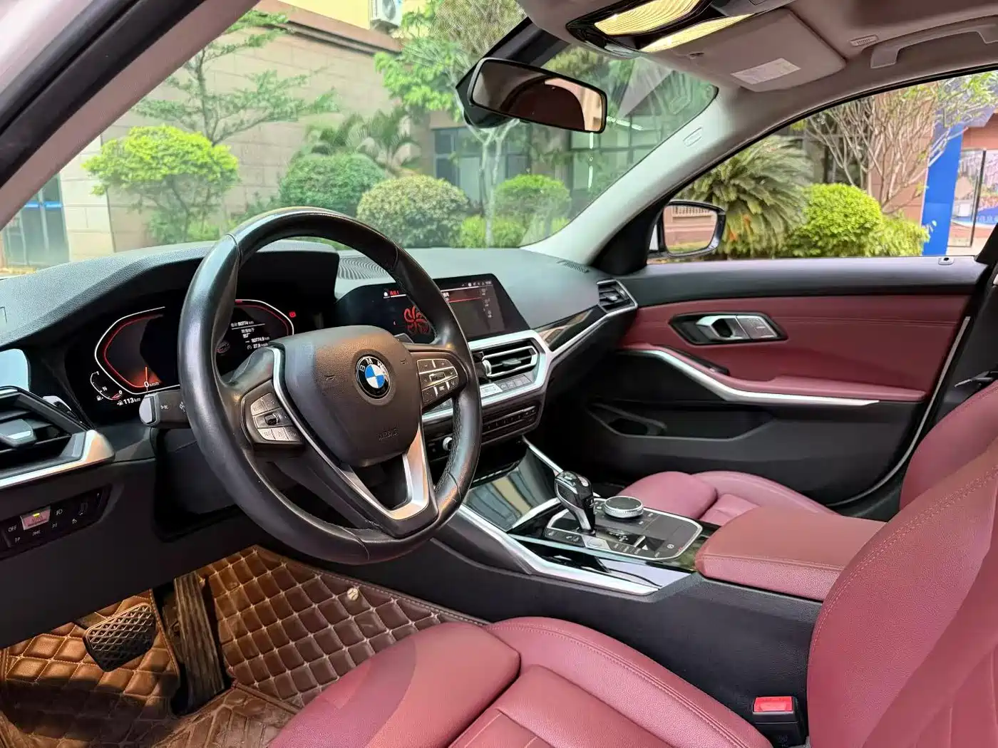 BMW 3 Series 2021 320i Sport Package фото 4