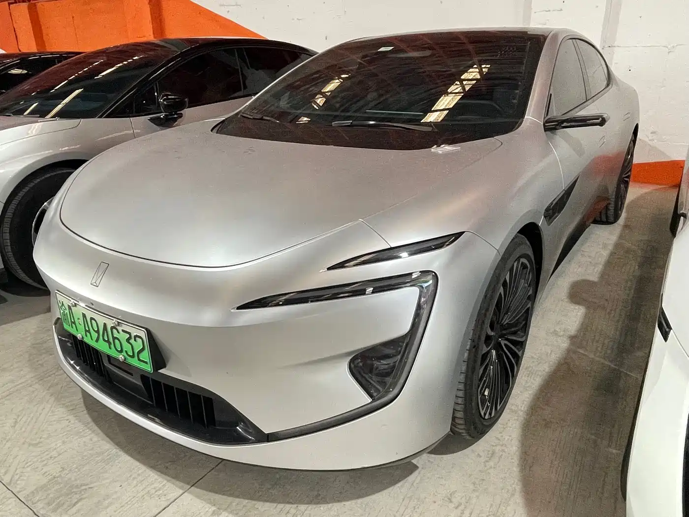 Avatr 12 2023 2023 650 Triple Laser AWD Performance Edition
