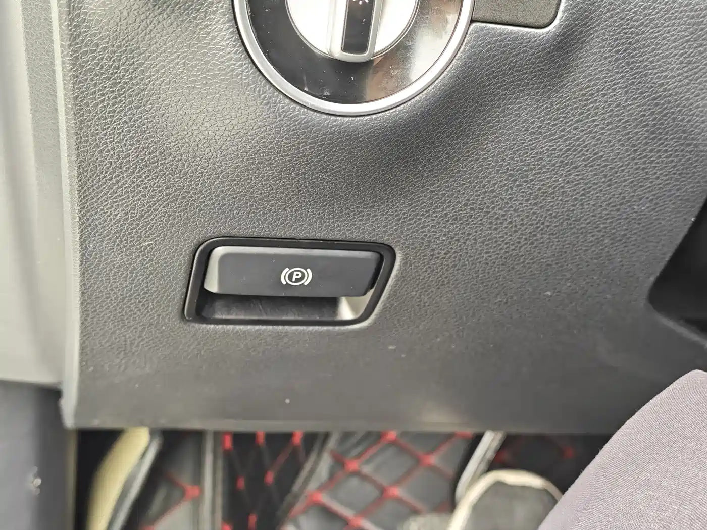 Mercedes-Benz B-Class 2016 B 180 фото 29
