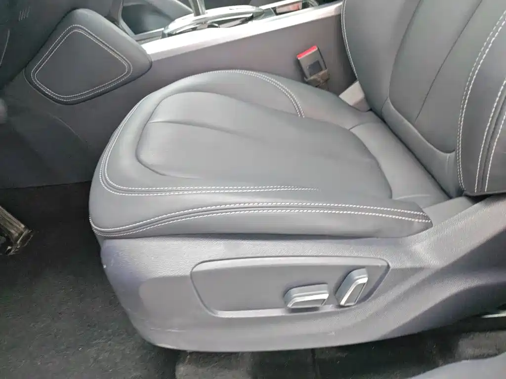 Zhonghua V7 2018 2018 280T DCT Luxury 5-seater