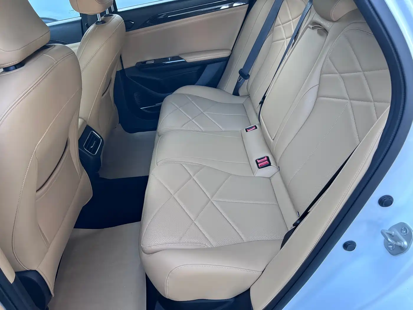 GEELY GALAXY GALAXY L6