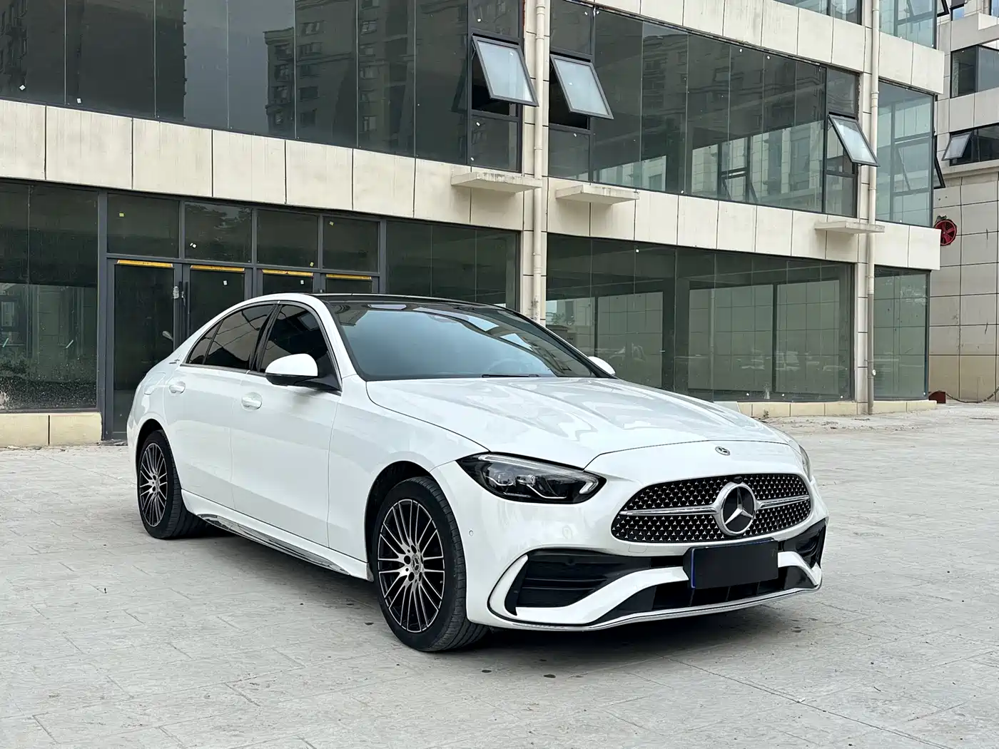 Mercedes-Benz C-Class 2023 C 260 L Sport фото 2