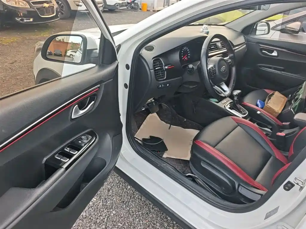 Kia KX CROSS 2019 1.6L Automatic Smart Sunroof Edition China VI фото 16