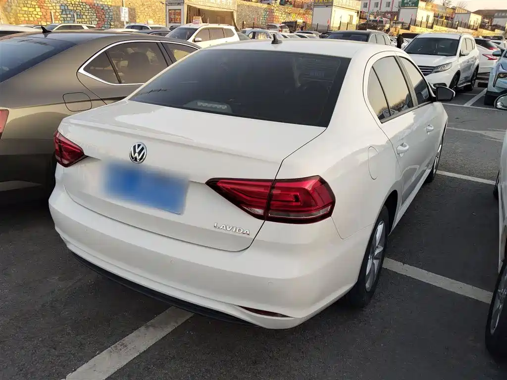 Volkswagen Lavida 2019 Lavida Start 1.5L Auto Trend (China VI) фото 7