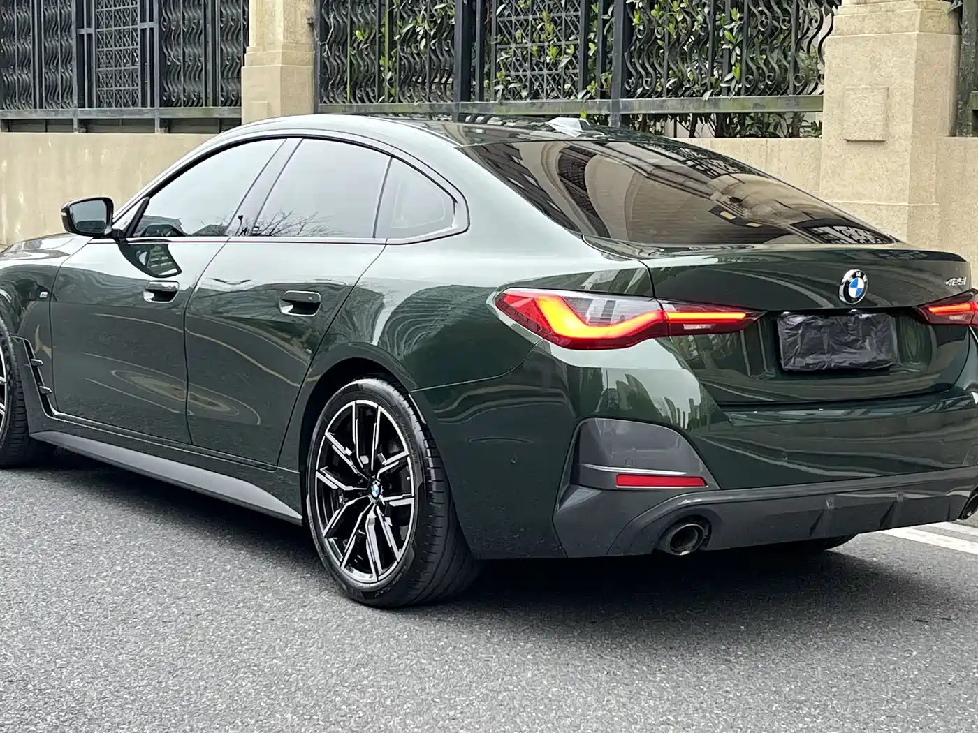 BMW 4 Series 2022 425i Gran Coupe M Sport Night Package фото 4