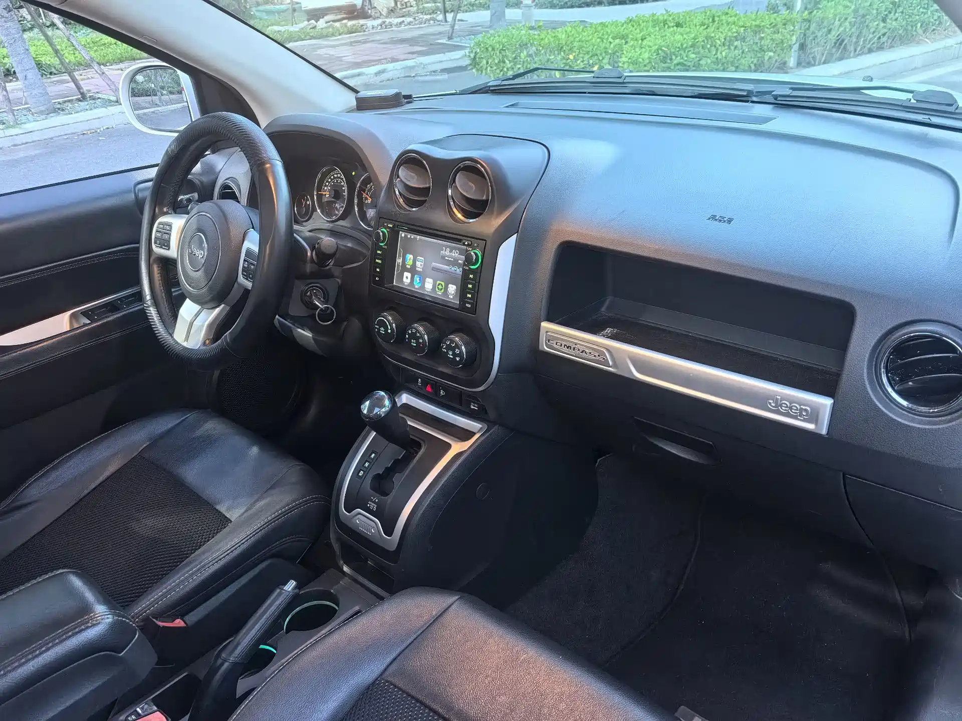 Фото 17 - Jeep Compass (Import)