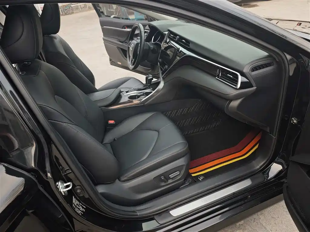 Toyota Camry 2019 Facelift 2.0G Luxury Edition фото 10