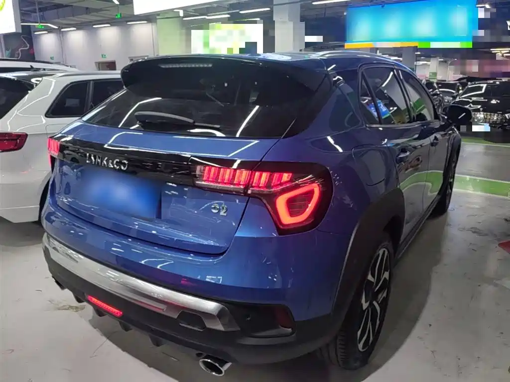 Lynk & Co 02 2018 1.5T DCT 2WD Power Edition China V фото 7