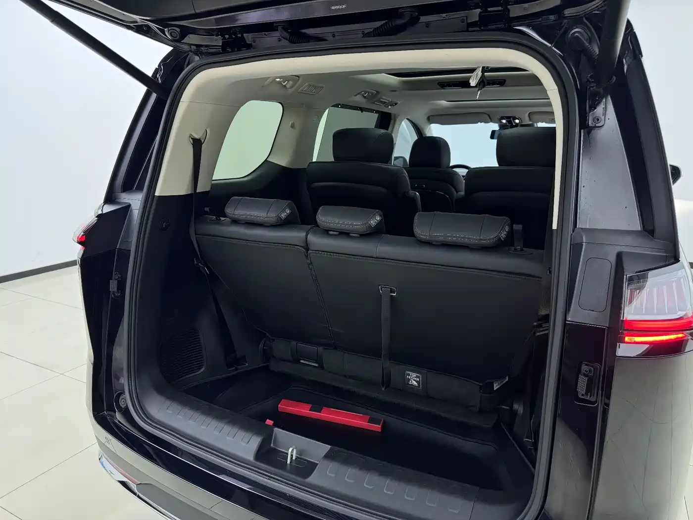 GAC Trumpchi Trumpchi E8 NEV 2024 Model 150km MAX+ фото 11