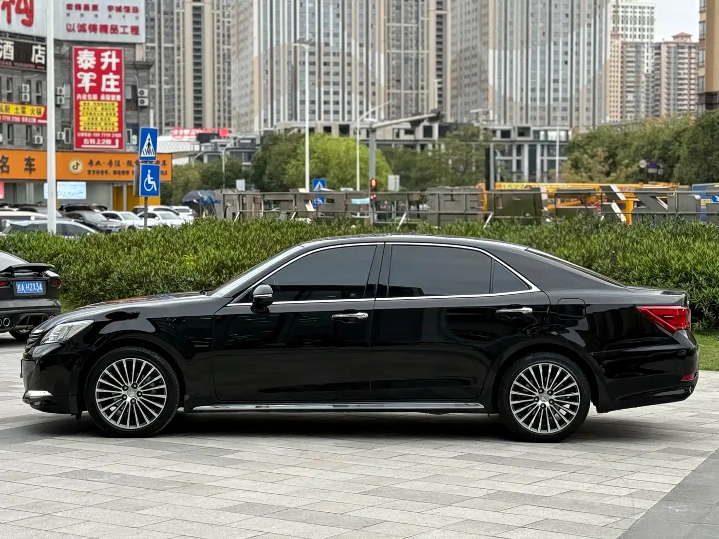 Toyota Crown 2018 2.0T Sport Edition фото 5