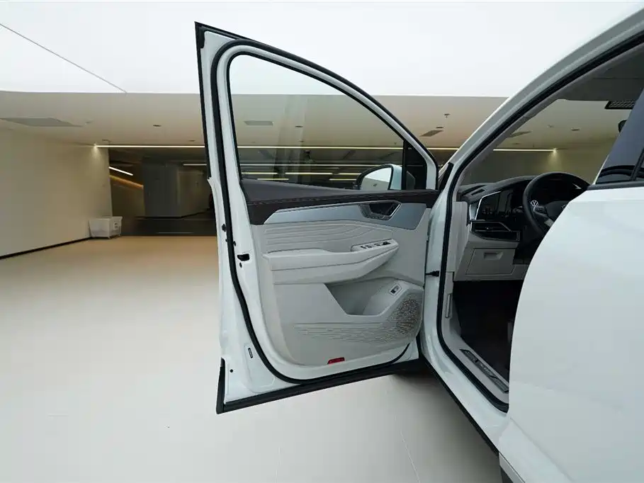 Volkswagen Talagon 2022 530TSI 4WD Flagship Victory Pro Edition 7-Seater фото 16