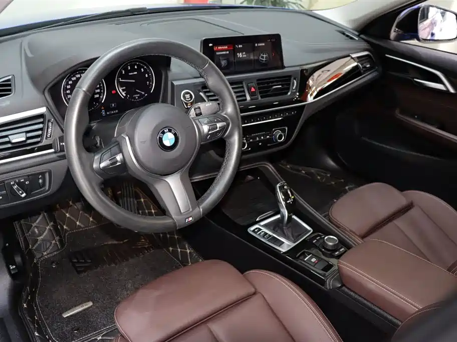 BMW 1 Series 2020 Model 120i M Sport Package фото 8
