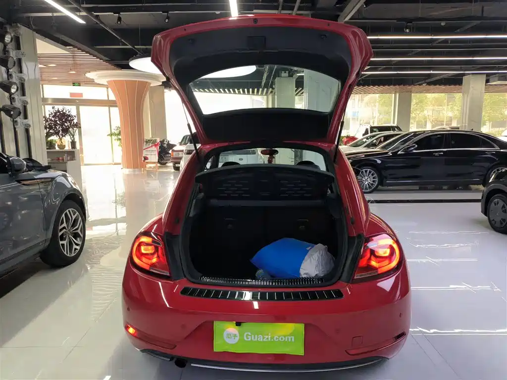 Volkswagen Beetle 2018 180TSI Easy Joy Edition фото 19