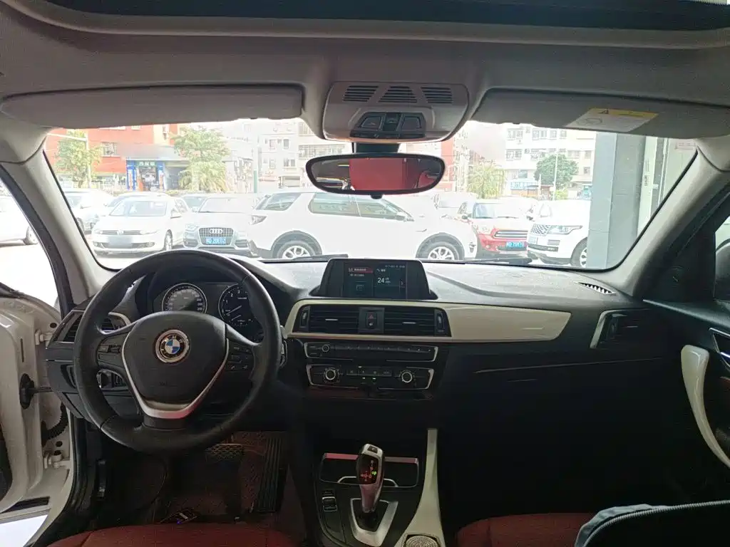 BMW 1 Series (Import) 2018 2018 118i Leading
