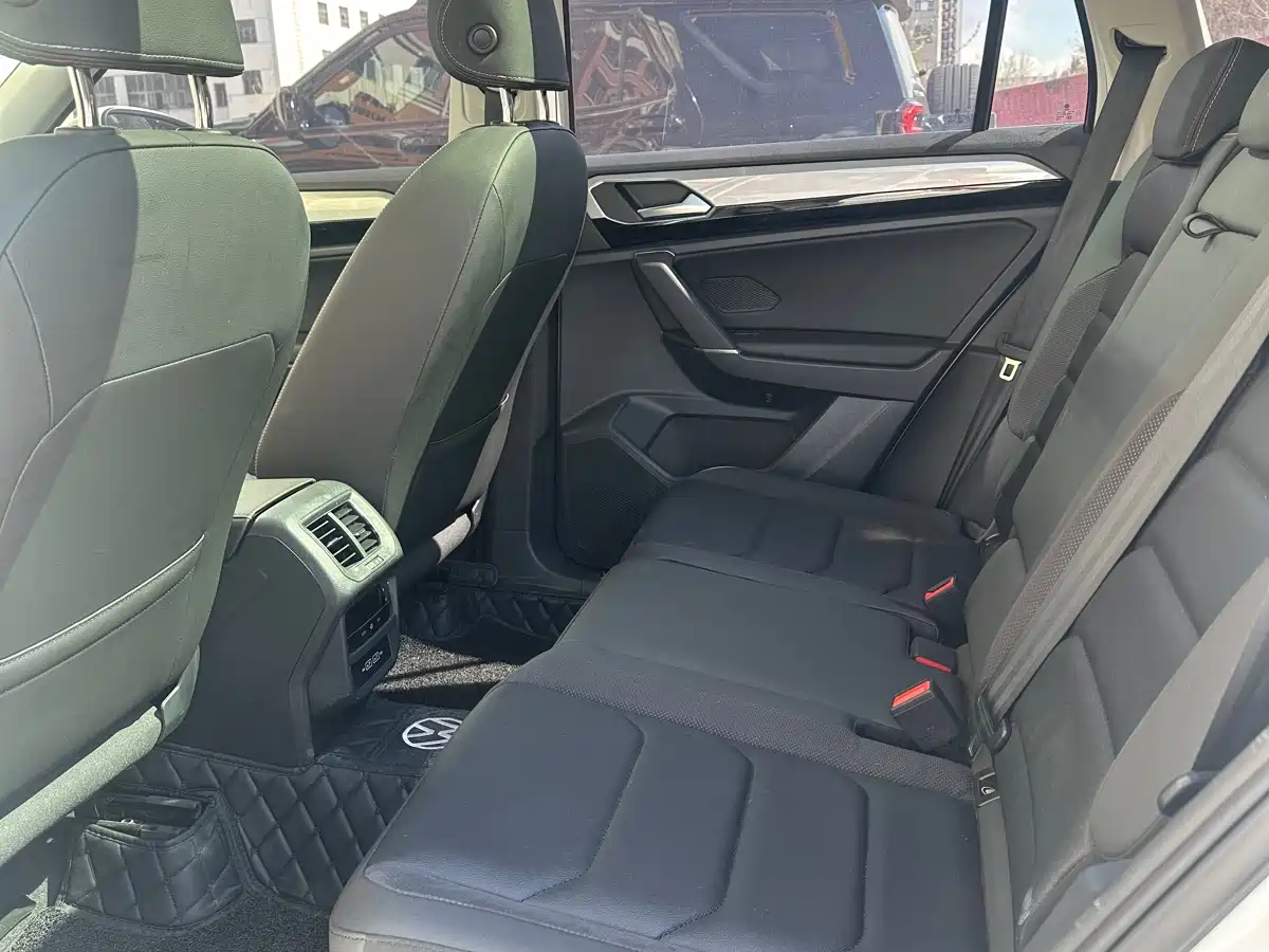 Volkswagen Tayron 2022 280TSI 2WD Luxury Smart Connect Edition фото 26