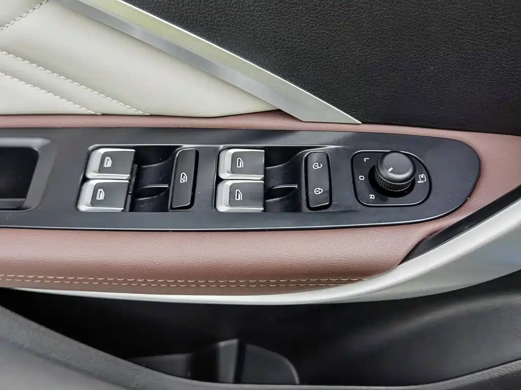 Geely Jiaji New Energy 2022 2022 1.5TD PHEV Platinum Luxury
