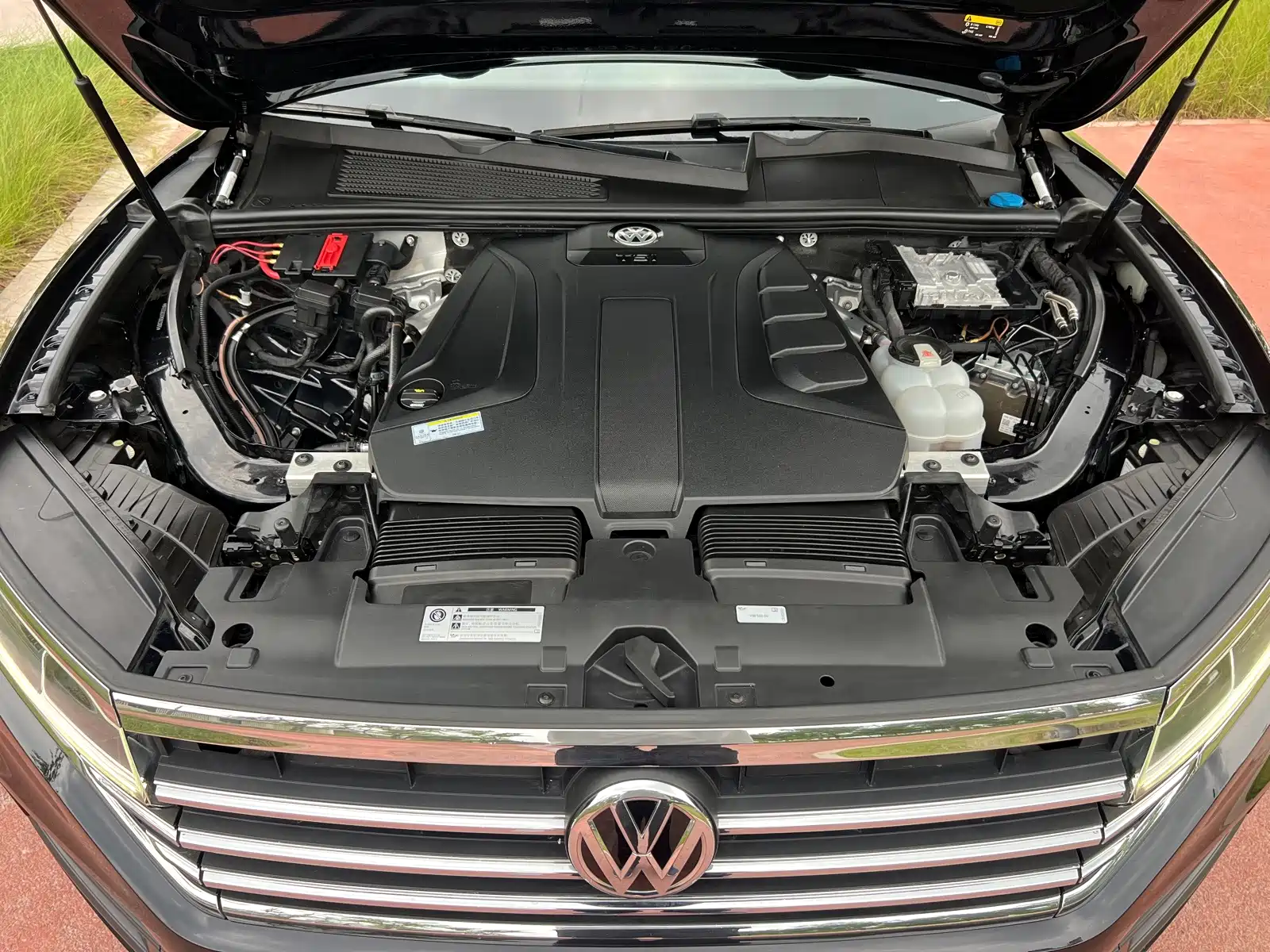 Фото 9 - Volkswagen Touareg