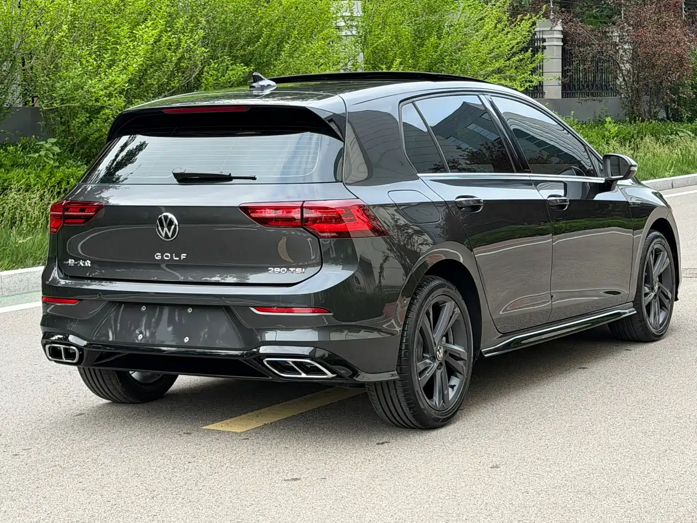 Volkswagen Golf 2023 280TSI DSG R-Line Lite фото 14