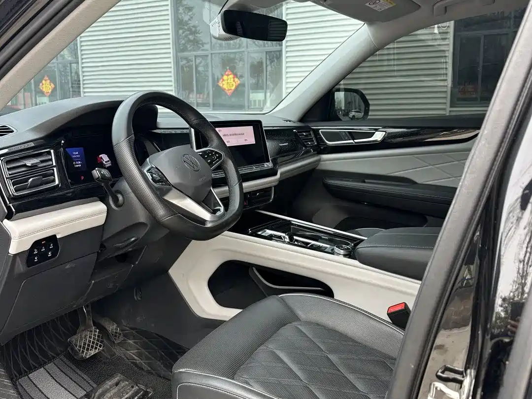 Volkswagen Teramont 2024 380TSI 4WD Prestige Luxury Edition фото 4