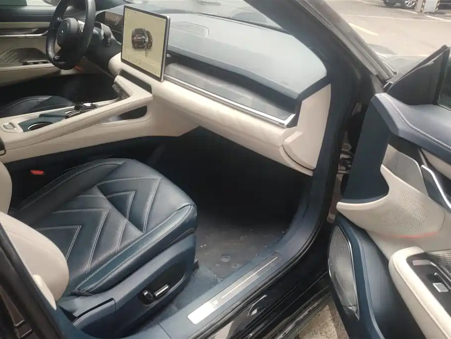 ZEEKR EXTREME KRYPTON 001