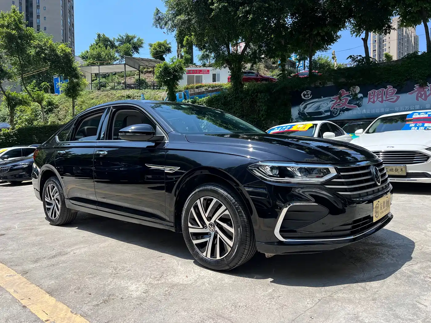 Volkswagen Lavida 2023 1.5L Auto Five Million Edition фото 3