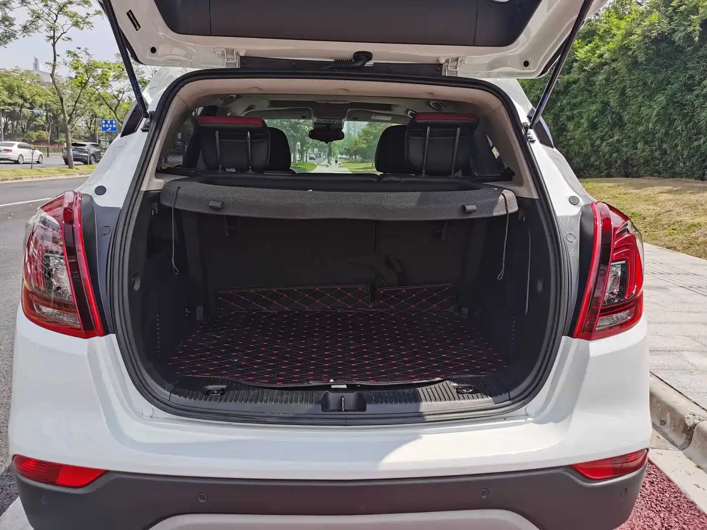 Buick Encore 2018 18T Automatic 2WD Urban Elite фото 13