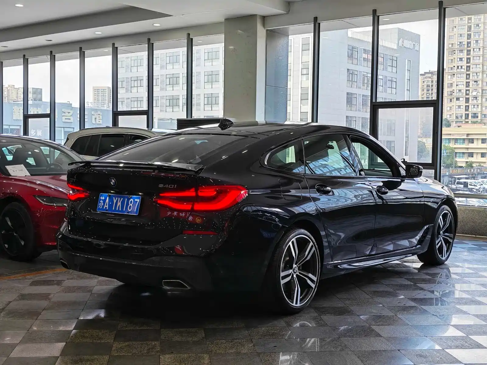 Фото 11 - BMW 6 Series GT