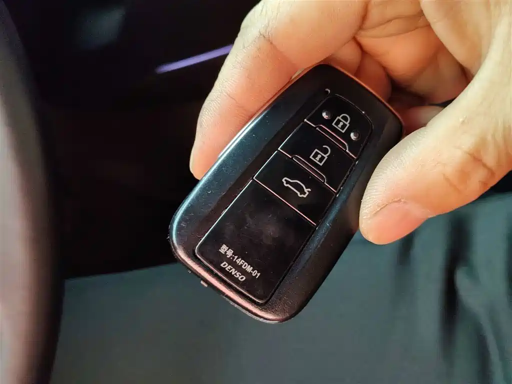 Toyota Avalon 2019 2.0L Luxury Edition (China VI) фото 9