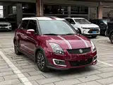 Фото 2 - Suzuki Swift
