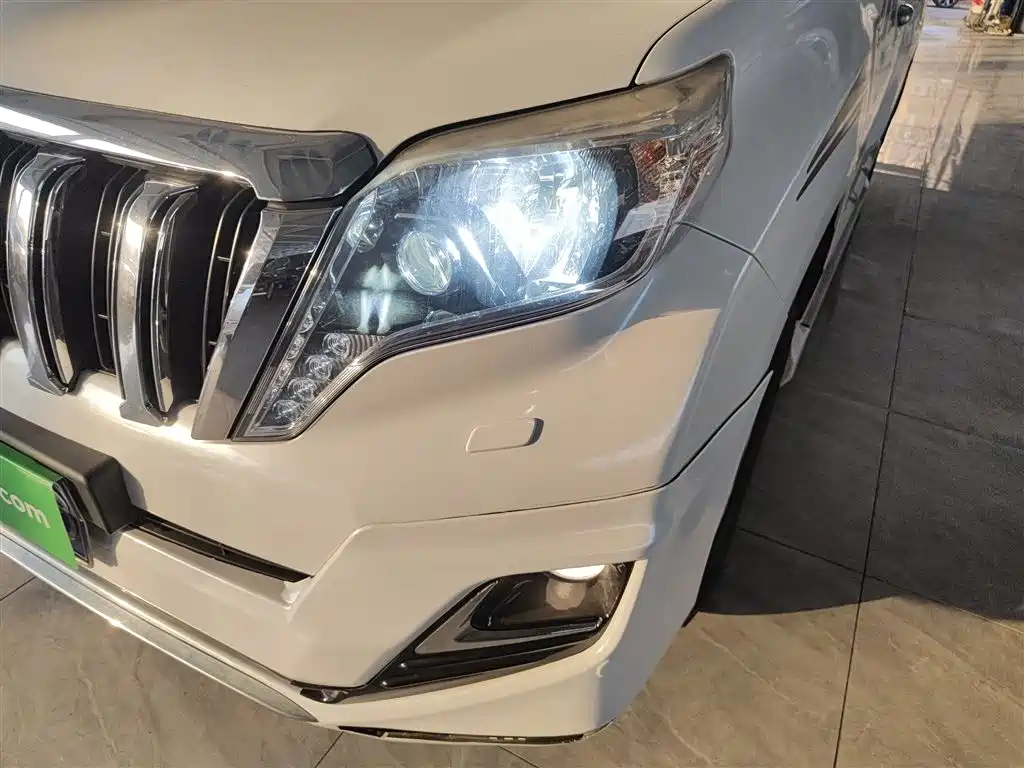 Toyota Prado (Import) 2014 2.7L Automatic Luxury фото 24