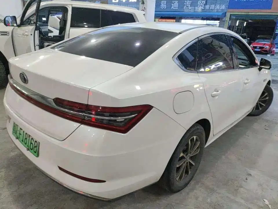BYD Qin Pro New Energy 2019 DM Super Edition 1.5TI Automatic Smart Connected Jin Xuan Type China VI фото 6
