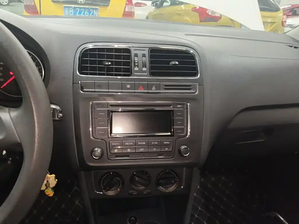 Volkswagen Polo 2014 2014 1.6L Automatic Comfort Edition