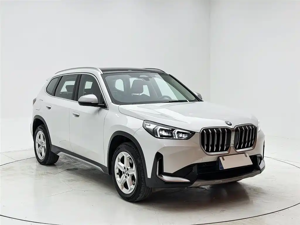 BMW X1 2023 sDrive20Li X Design Package фото 3