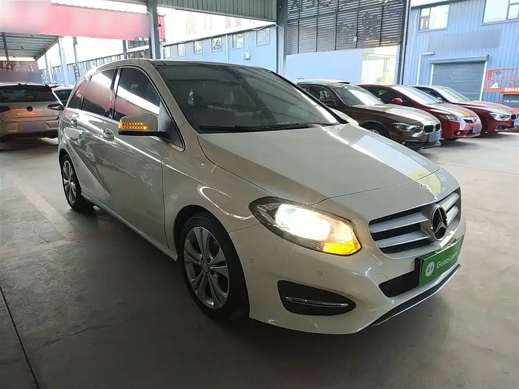 Mercedes-Benz B-Class 2015 B 200 Dynamic фото 20