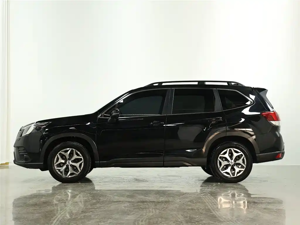 Subaru Forester 2022 2.0i AWD Luxury Edition with EyeSight фото 5