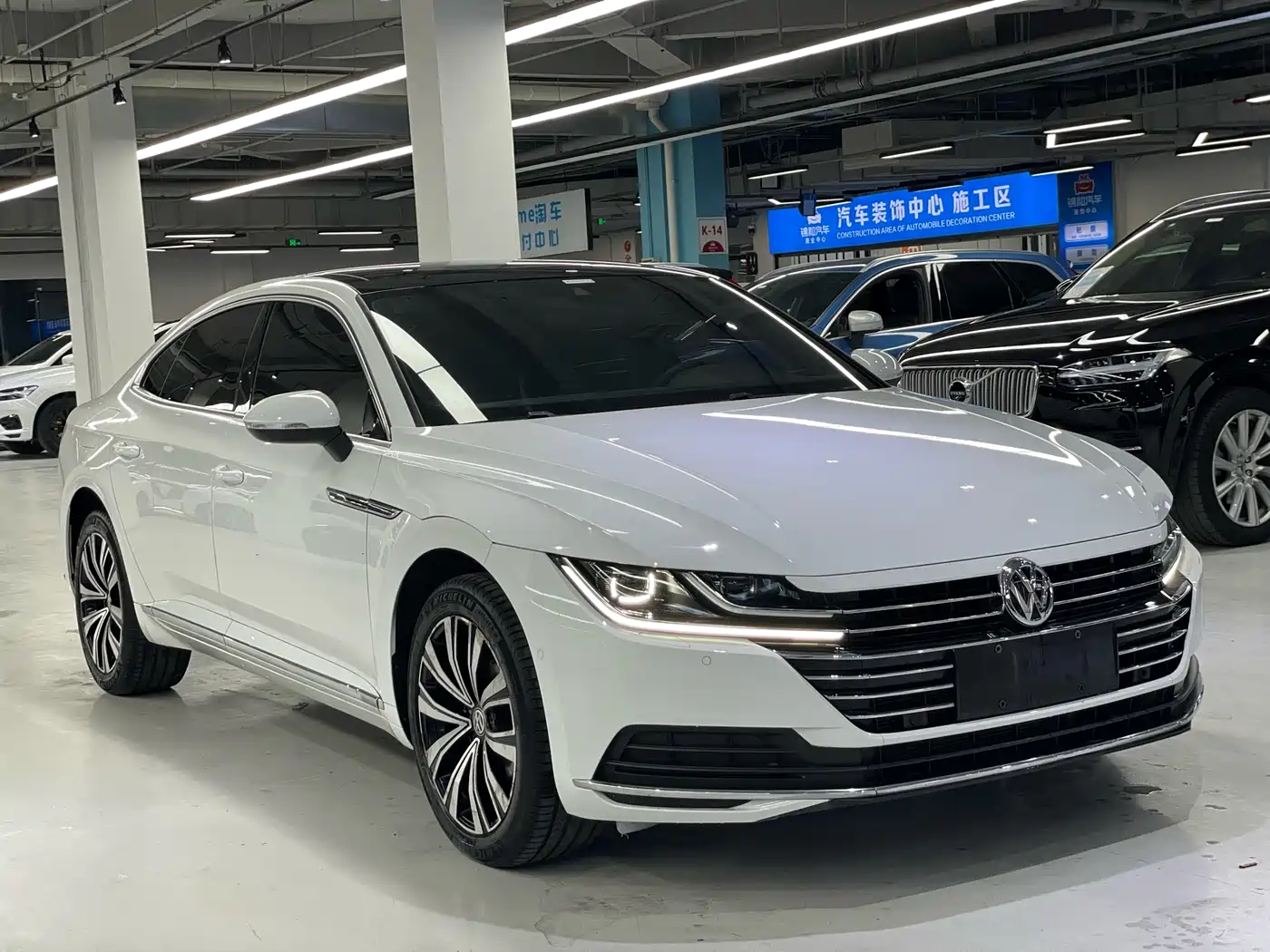 Volkswagen FAW-Volkswagen CC 2020 330TSI Glamour Version China VI фото 3
