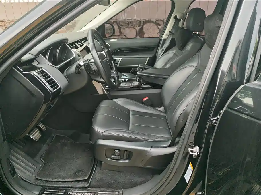 Land Rover Discovery 2018 2.0T Special Edition фото 9