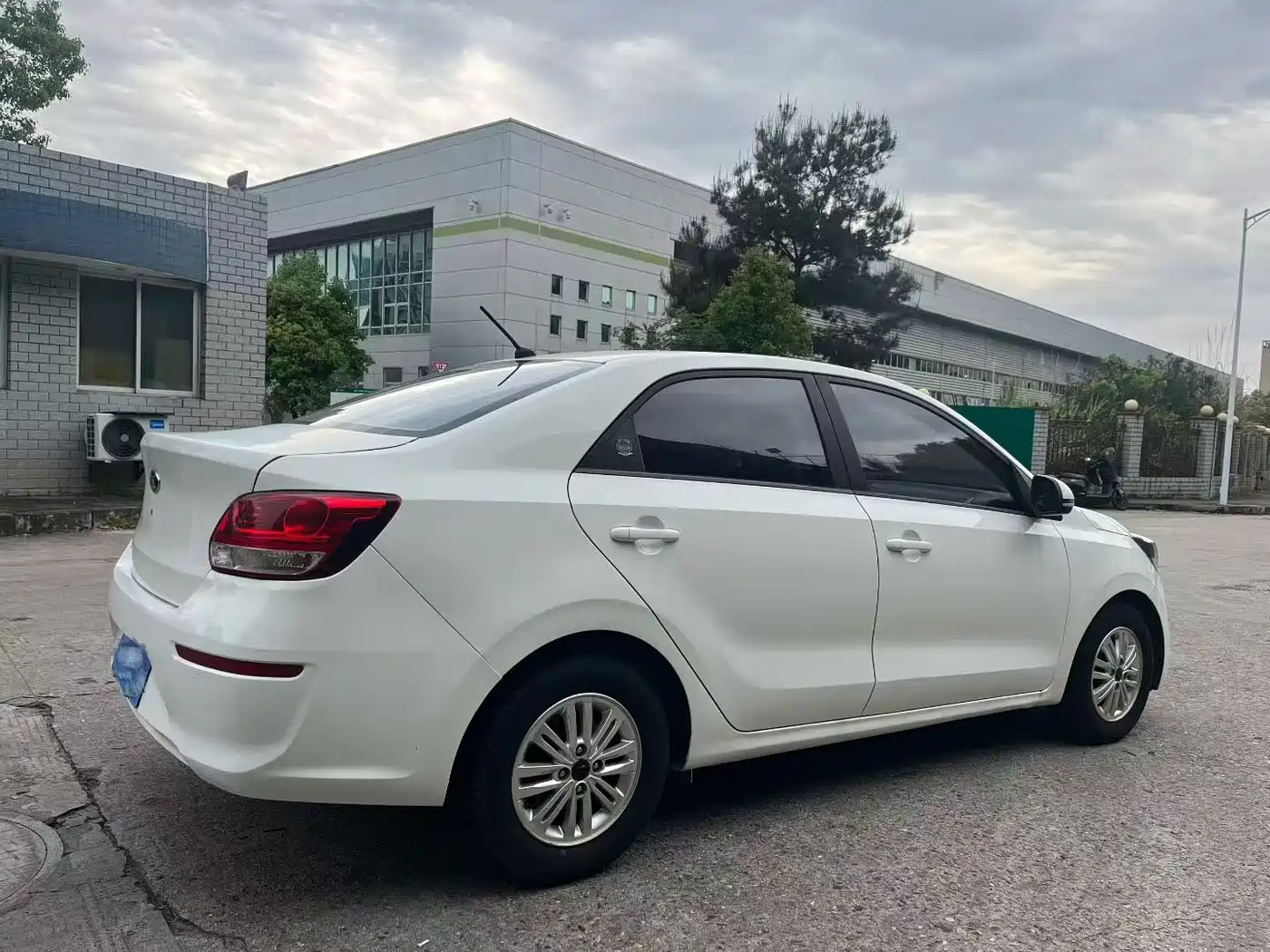 Kia Huan Chi 2017 1.4L Manual Value Intelligent фото 3