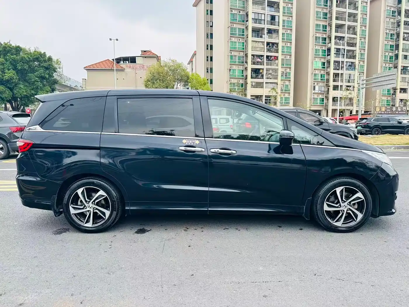 Фото 6 - Honda Odyssey