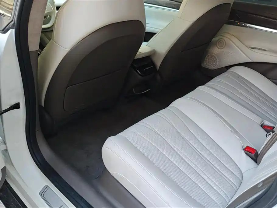 ZHIJI AUTOMOBILE ZHIJI L7