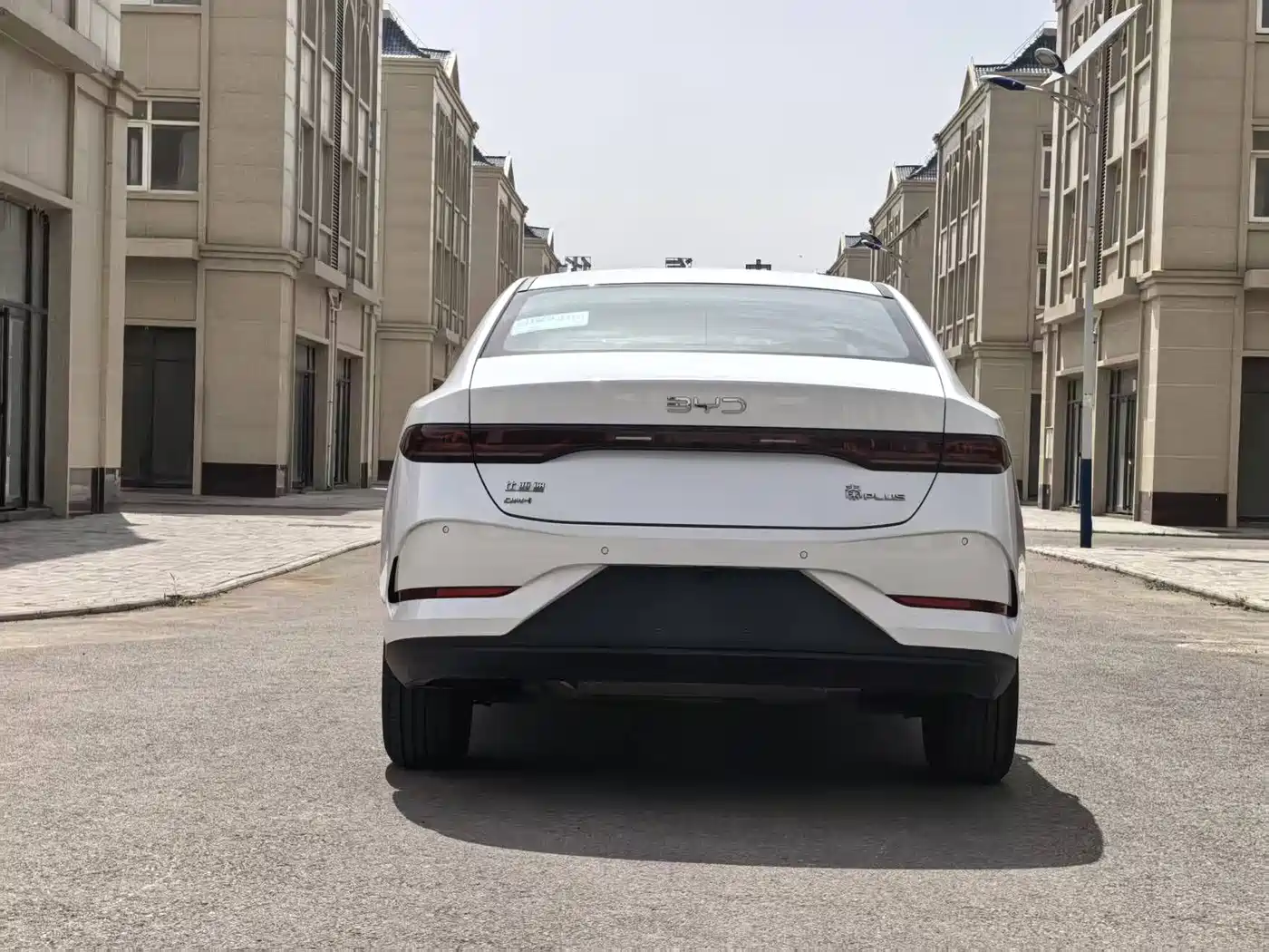 BYD Qin PLUS 2025 DM-i Smart Drive 55KM Leader фото 8