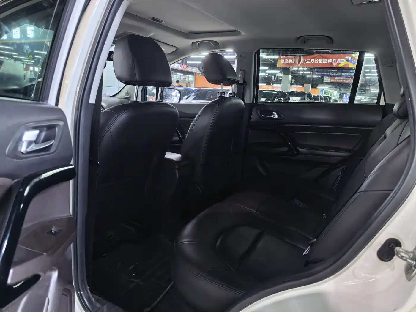 GAC Trumpchi Trumpchi GS4 2016 235T Manual Luxury Edition фото 6