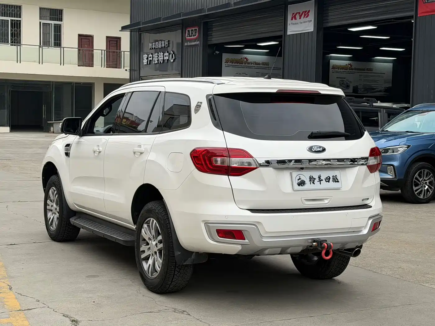 Ford Everest 2017 2017 2.0T Gasoline Automatic 4WD Luxury Edition 7-Seater