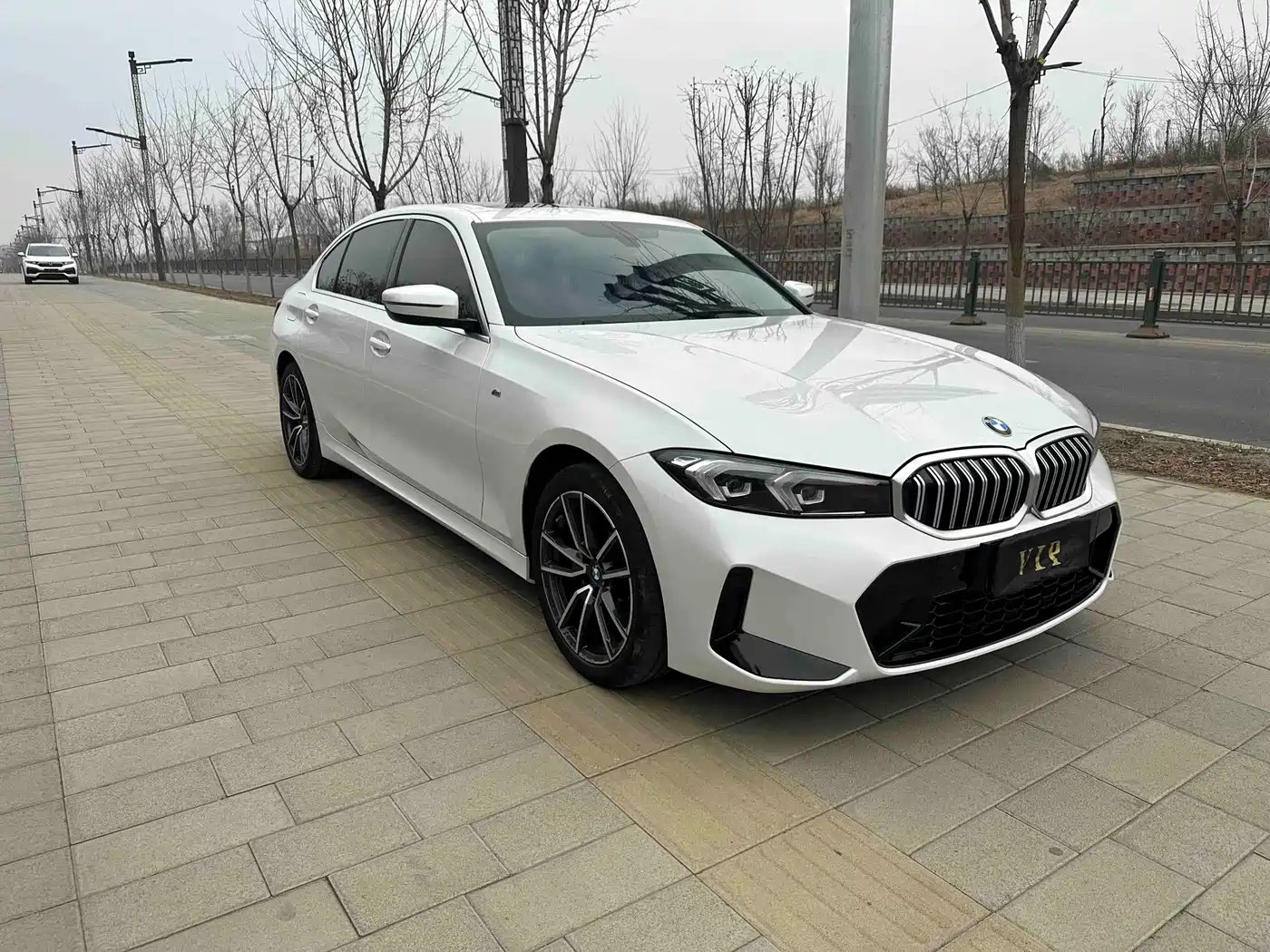 BMW 3 Series 2023 320Li M Sport Package фото 3